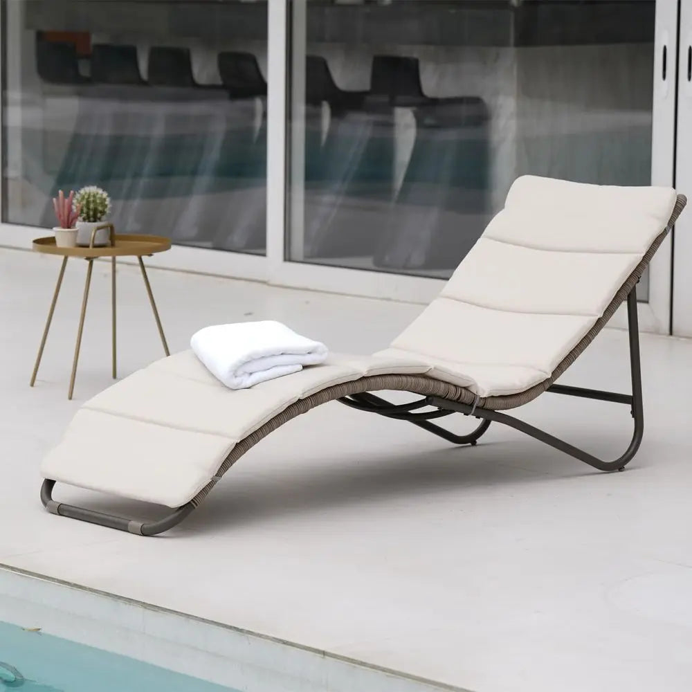 Wicker Sun Lounger Chair